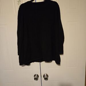Elegant Black Women's Crew Neck Sweater
